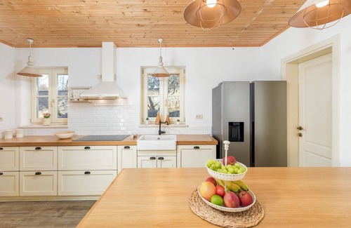 Rakovci Villa | Villa Ardiletta by Villsy