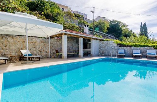 Mlini Villa | Villa Art Gallery