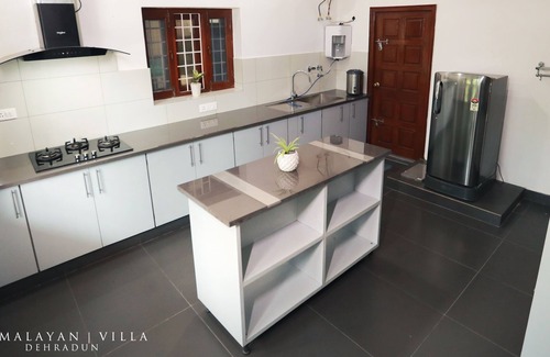 Bullawala Villa | Villa at the foothills of Himalayas