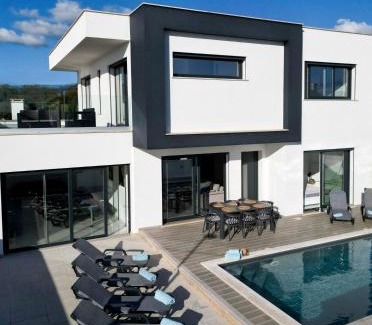 Atalaia Villa | Villa Atlantica One luxury and unique with ocean view