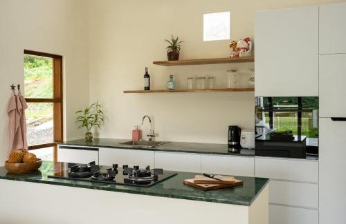 Praya Barat Villa | Villa Aura Lombok