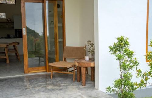 Praya Barat Villa | Villa Aura Lombok