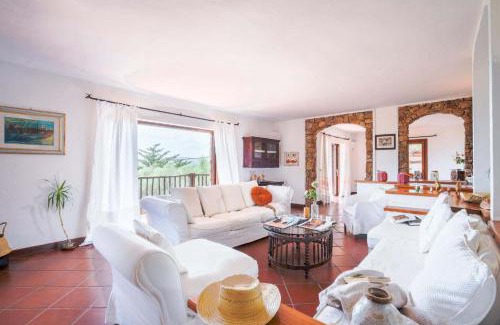 Porto Istana Villa | Villa Azzurra , piscina, parcheggio e vista mare