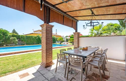 Antequera Villa | Villa B & G Pool Relax Gardens