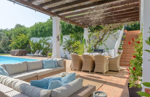 Benalup-Casas Vieja Villa | Villa Buganvilla