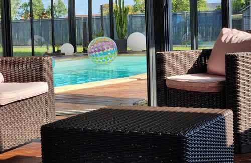 Dollon House | Villa Calme Avec Piscine Couverte