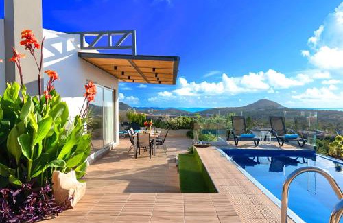 Vathi Villa | Villa Canes Heated Pool