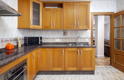 Cutar Villa | Villa 'Carrillo' with Mountain View, Wi-Fi and Air Conditioning