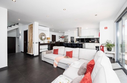 Vale de Seixos Villa | Villa Clara do Sol - Four Bedroom Villa, Sleeps 8