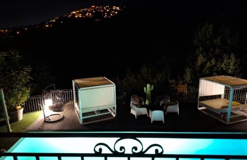 Les Termes House | VILLA COLINA