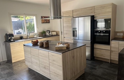 La Crau Villa | Villa Contemporaine Dans Lotissement au Grand Confort 8 Personnes