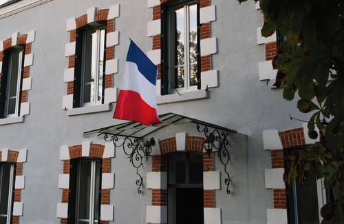 Langon Villa | Villa de Nocfond, rural luxury 2 hours from Paris with jacuzzi, sauna, swimming pool, air conditioning