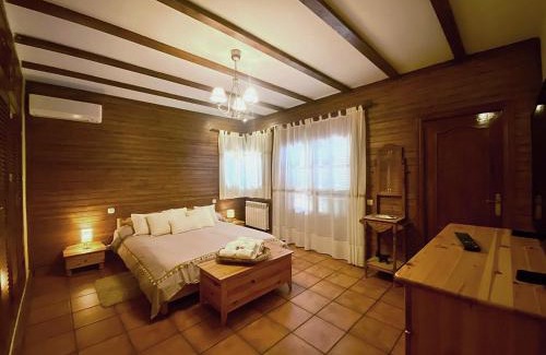 Navahermosa Villa | Villa del Monte Casa Rural