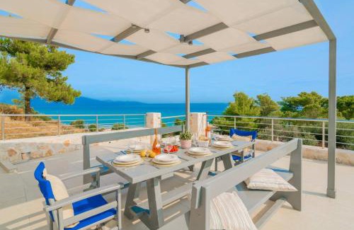 Alonia Villa | Villa Delphini by Villa Plus