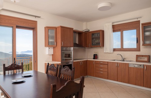 Vizari Villa | Villa Dimitris - Only 4km away from the beach