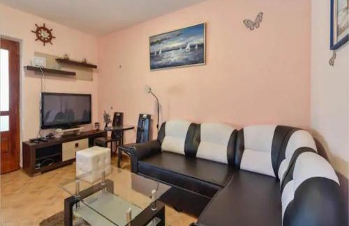 Skrip Villa | Villa Dore- Holiday House With Swimming Pool ST