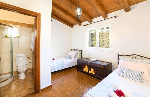 Drakona Villa | Villa Drakona Heated Pool