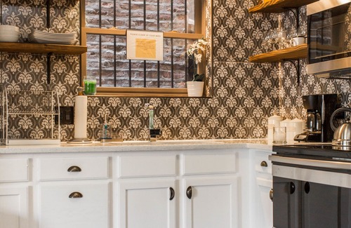 Bronzeville House | Villa Dubois Guest House