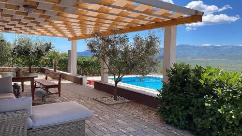 Caporice Villa | Villa Duje