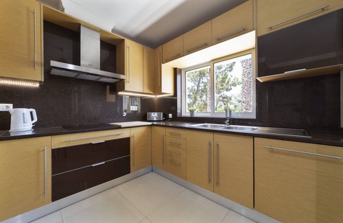 Albufeira Villa | Villa Duma with private pool and jacuzzi which can be heated