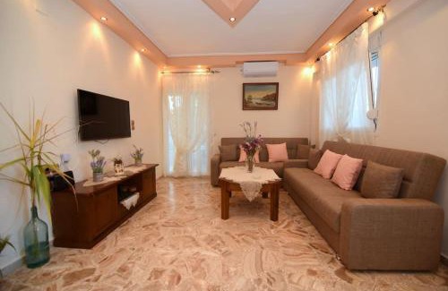 Plomari House | Villa Eirini Agia Varvara Lesvos