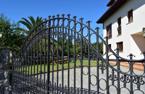 Naves Villa | Villa El Martín