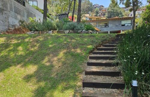 Valle de Bravo Villa | Villa en el Bosque de Avándaro - Vista al Lago