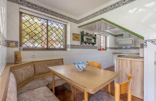 Velilla-Taramay Villa | Villa 'Espectacular En La Costa' with Private Pool, Wi-Fi and Air Conditioning