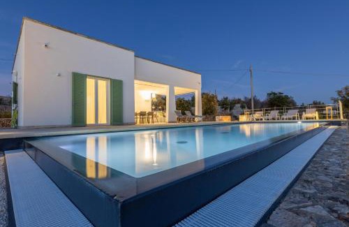 Torre Vado Villa | Villa Essenza