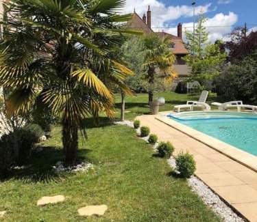Nuits-Saint-Georges Villa | Villa et visite du vignoble organisée et Piscine