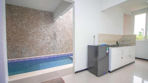 Oro Oro Ombo Villa | Villa Evergreen with Private Pool and Karaoke
