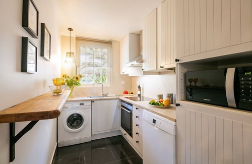 Cascais House | Villa facing golf with great comfort and 5 min from the beach