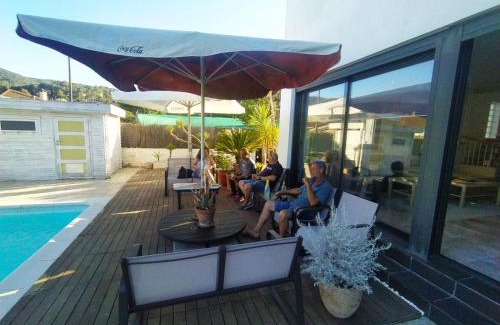 Canyelles House | Villa Franz House Casa Principal