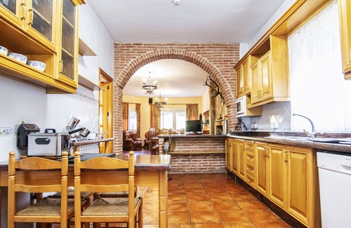 Los Villares Cottage | Villa Fuji private pool nature and relaxation.