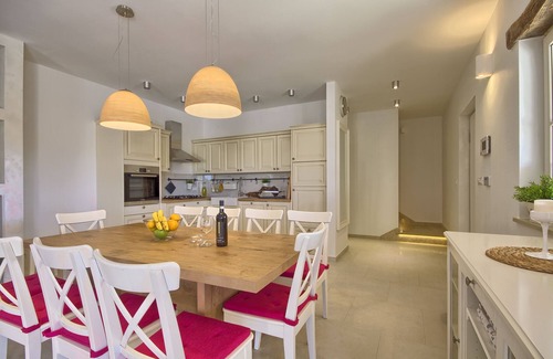 Grandici Villa | Villa Fumeti