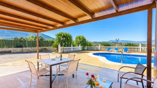 Alhaurin de la Torre Villa | Villa Galiano Alhaurin de la Torre by Ruralidays