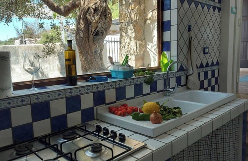 Corsano Villa | Villa 'Giardino Dei Tratturi' with Sea View, Wi-Fi and Air Conditioning