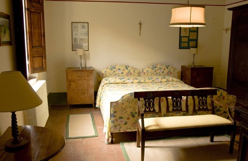 Fauglia Villa | Villa Gioli, a historic home between art and nature
