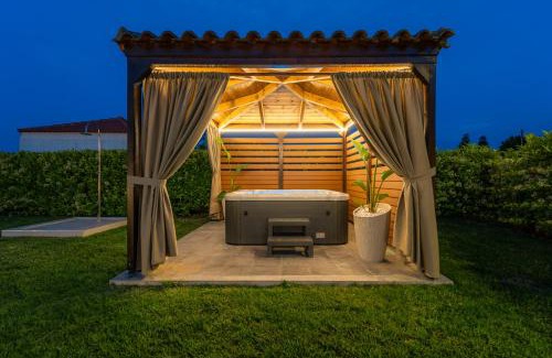 Theologos Villa | Villa Giota Luxury Living