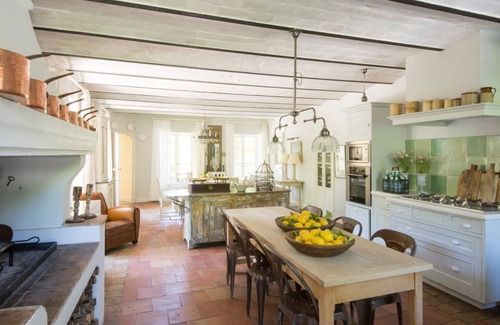 Oppede Villa | Villa Glycine - Six Bedroom Villa, Sleeps 11