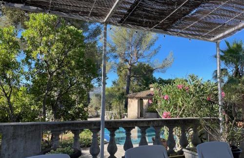Eoures Villa | Villa Grand Cèdre