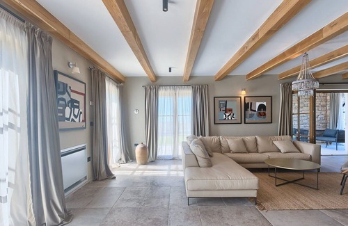 Finida Villa | Villa Green Hacienda with Pool