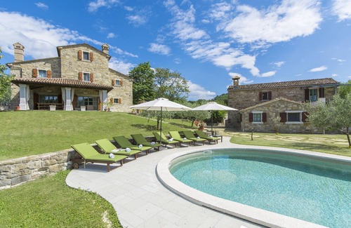 Boljun Villa | Villa Green Paradise with Pool