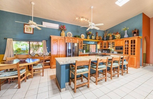 Los Barriles House | Villa Hacienda del MarnnOn the Beach, Infinity Pool & Spa, Priv Pickleball Court