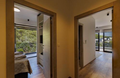 Komarna Villa | Villa Hedona