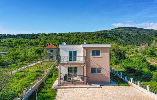 Neoric Villa | Villa Hirundinidae