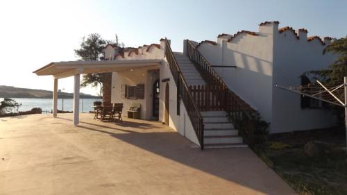 Trinita d'Agultu e Vignola Villa | Villa Iride