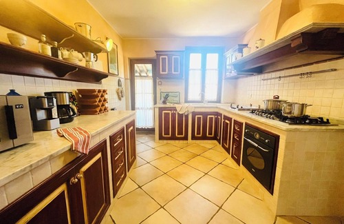 Grosseto Villa | Villa in Maremma 10 min from the sea. AC, Swimming pool, jacuzzi, steam bath, gym.