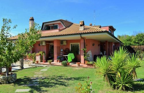 Monterotondo Villa | Villa in Monterotondo with Pool & Tiber Views