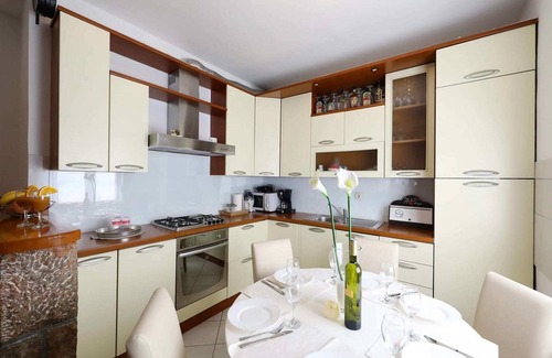 Policnik Villa | Villa in Poličnik with Pool near Zadar